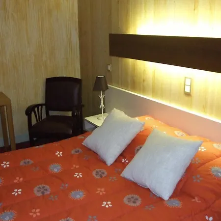 Hotel Du Val D'Aure Cadeac Room photo