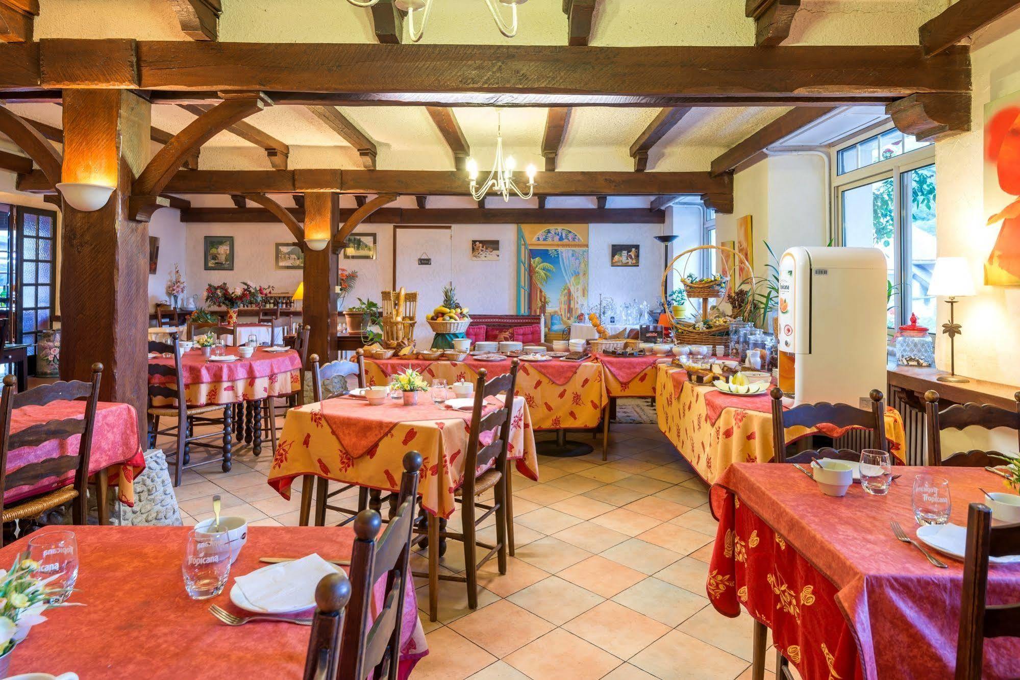 Hotel Logis Du Val D'aure Cadéac